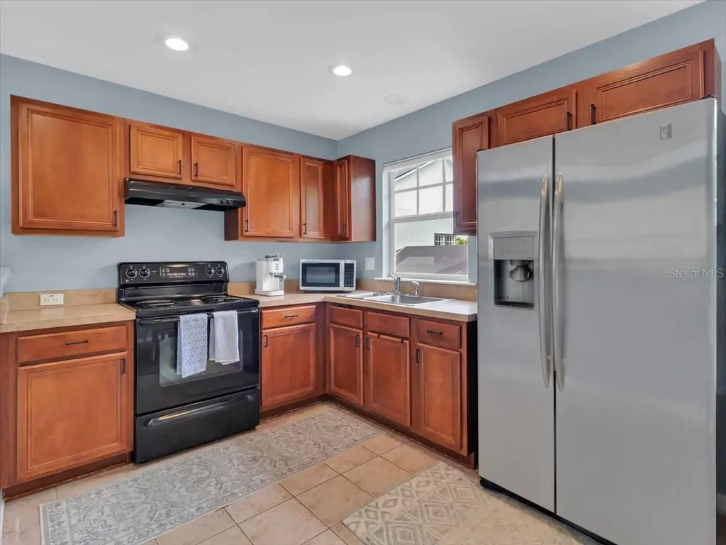 16033 Mulberrypark Circle Lithia FL 33547