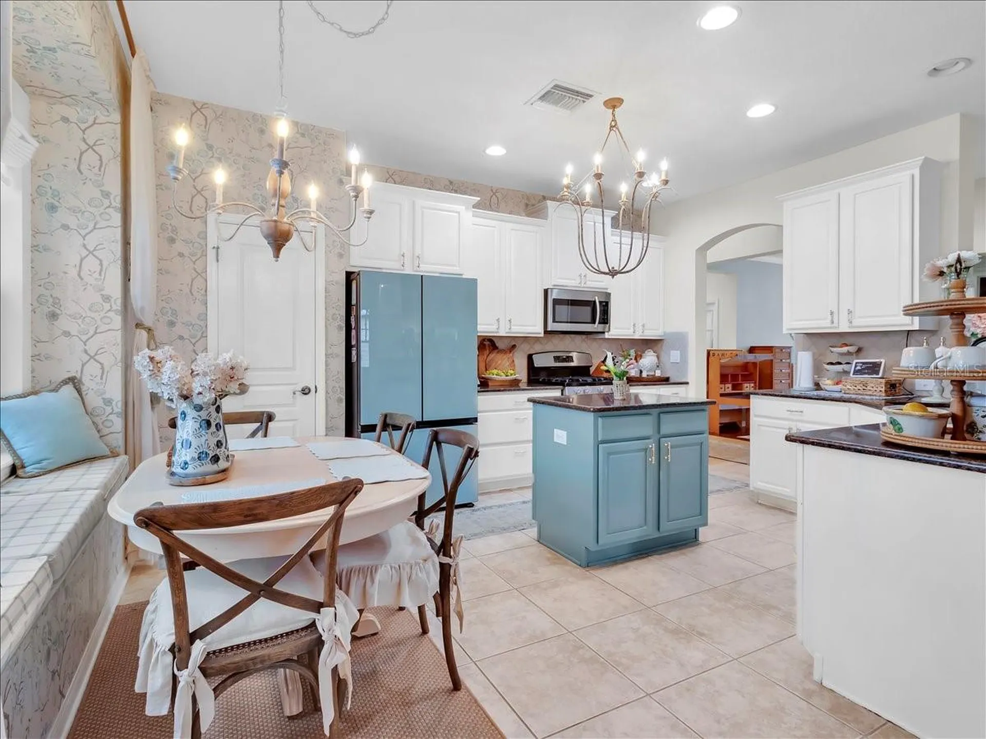 16033 Mulberrypark Circle Lithia FL 33547