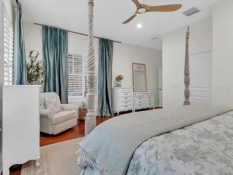 16033 Mulberrypark Circle Lithia FL 33547