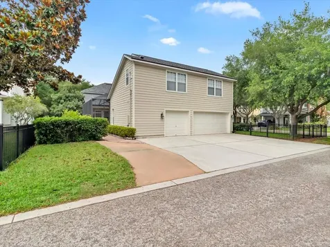 16033 Mulberrypark Circle Lithia FL 33547