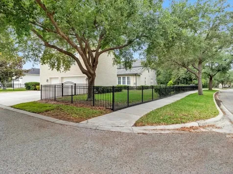 16033 Mulberrypark Circle Lithia FL 33547