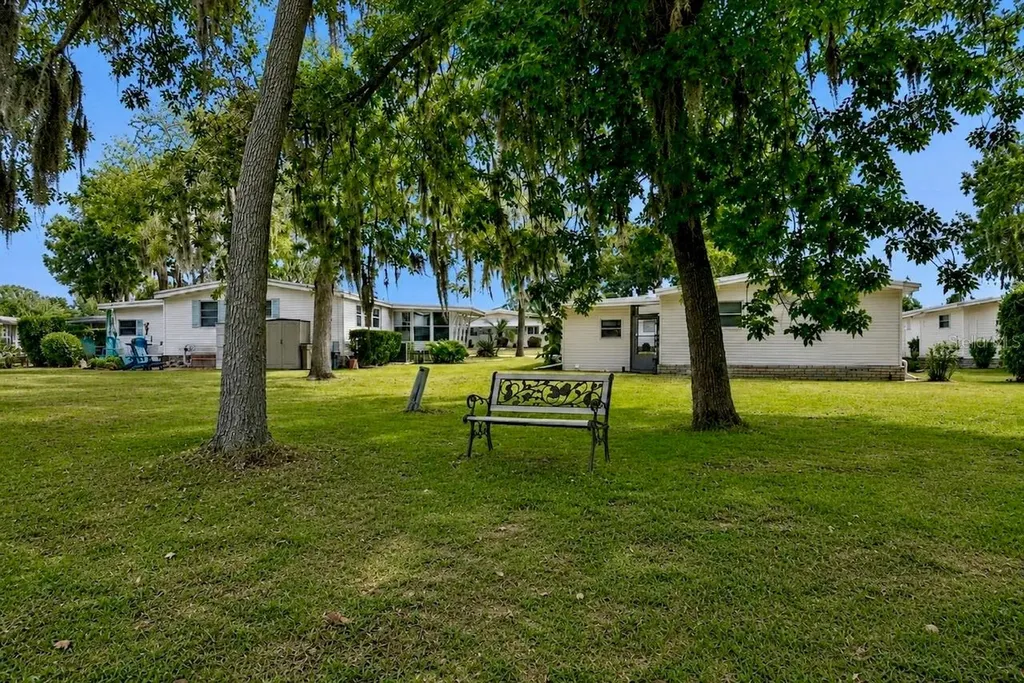 332 Hawthorne Boulevard Leesburg FL 34748