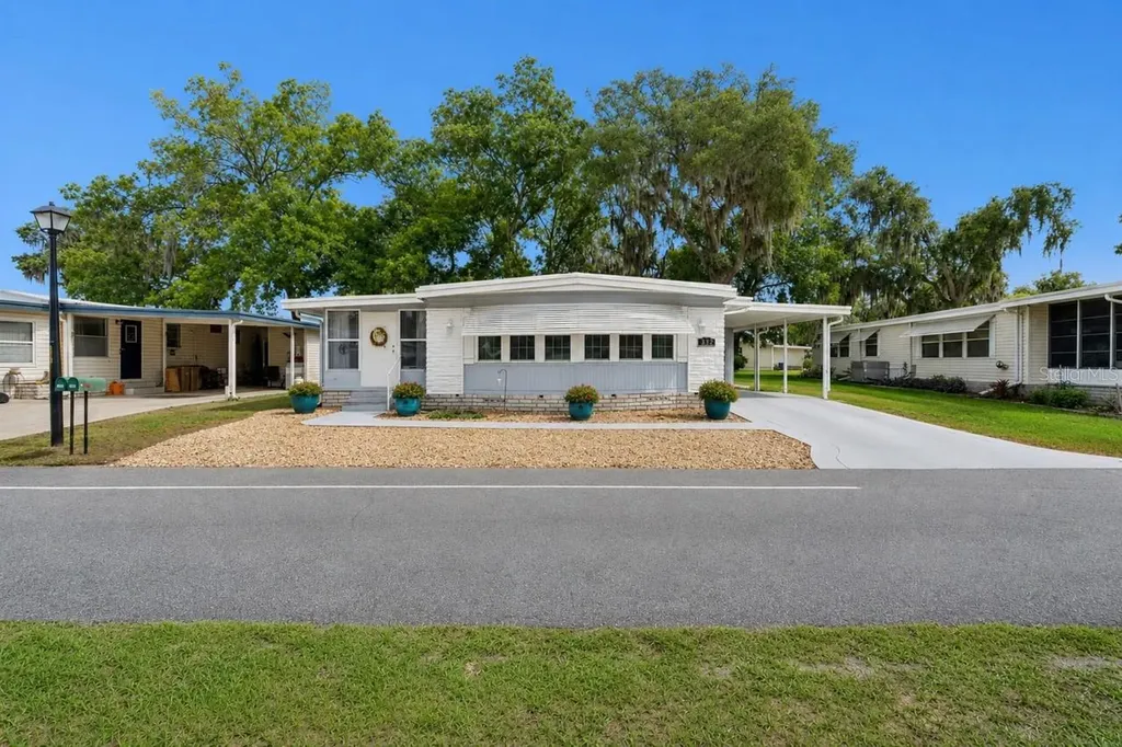 332 Hawthorne Boulevard Leesburg FL 34748