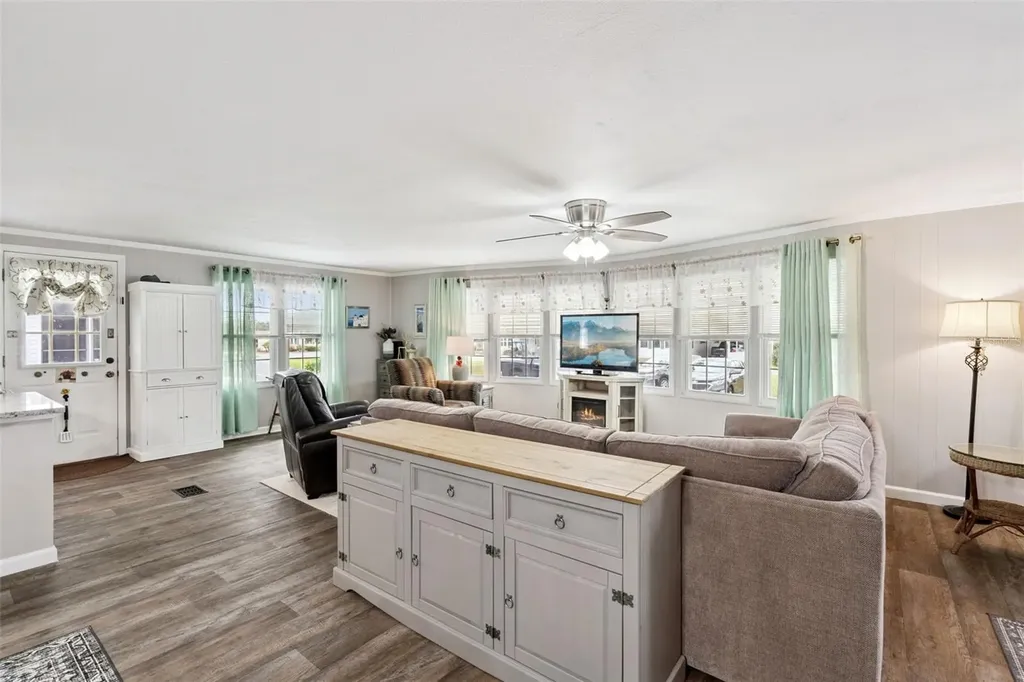 332 Hawthorne Boulevard Leesburg FL 34748
