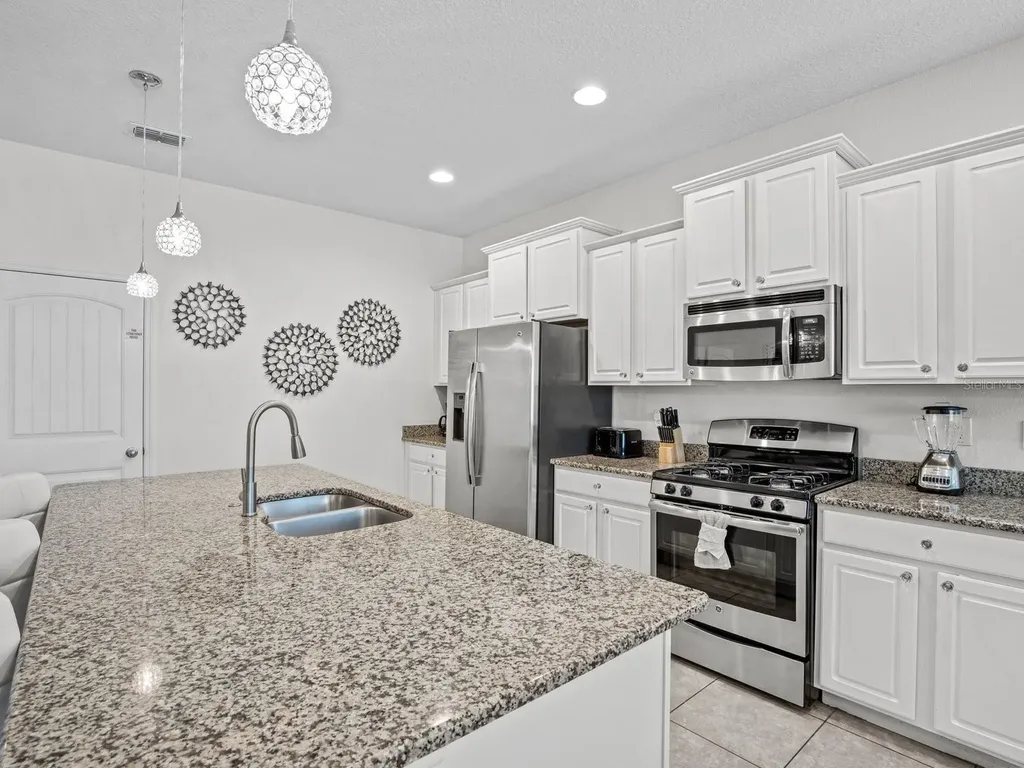 4811 Terrasonesta Drive Davenport FL 33837