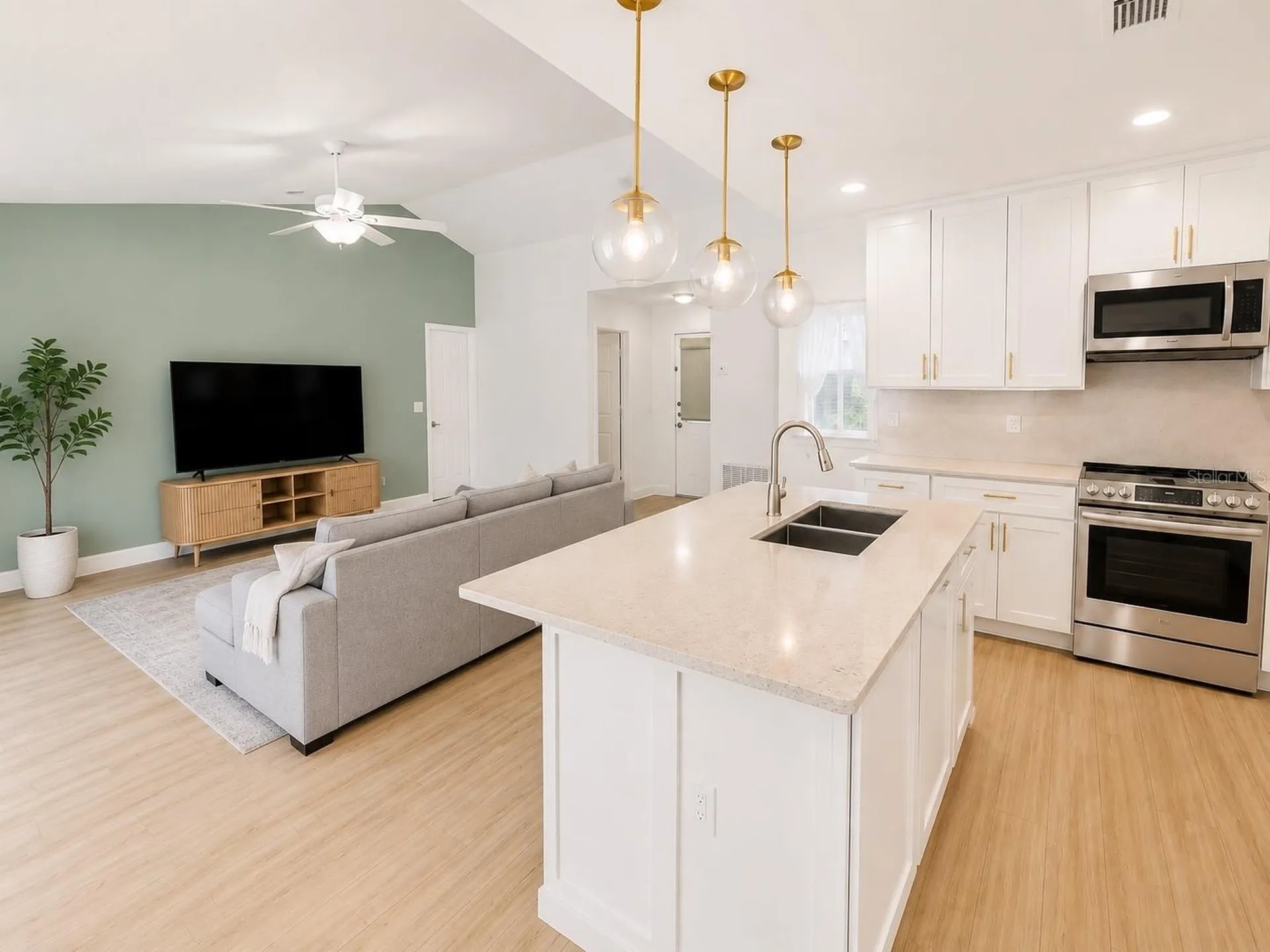 338 Mantis Loop Apopka FL 32703