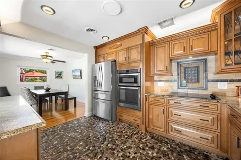 2811 Clemwood Street Orlando FL 32803