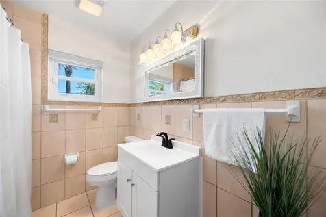 2811 Clemwood Street Orlando FL 32803