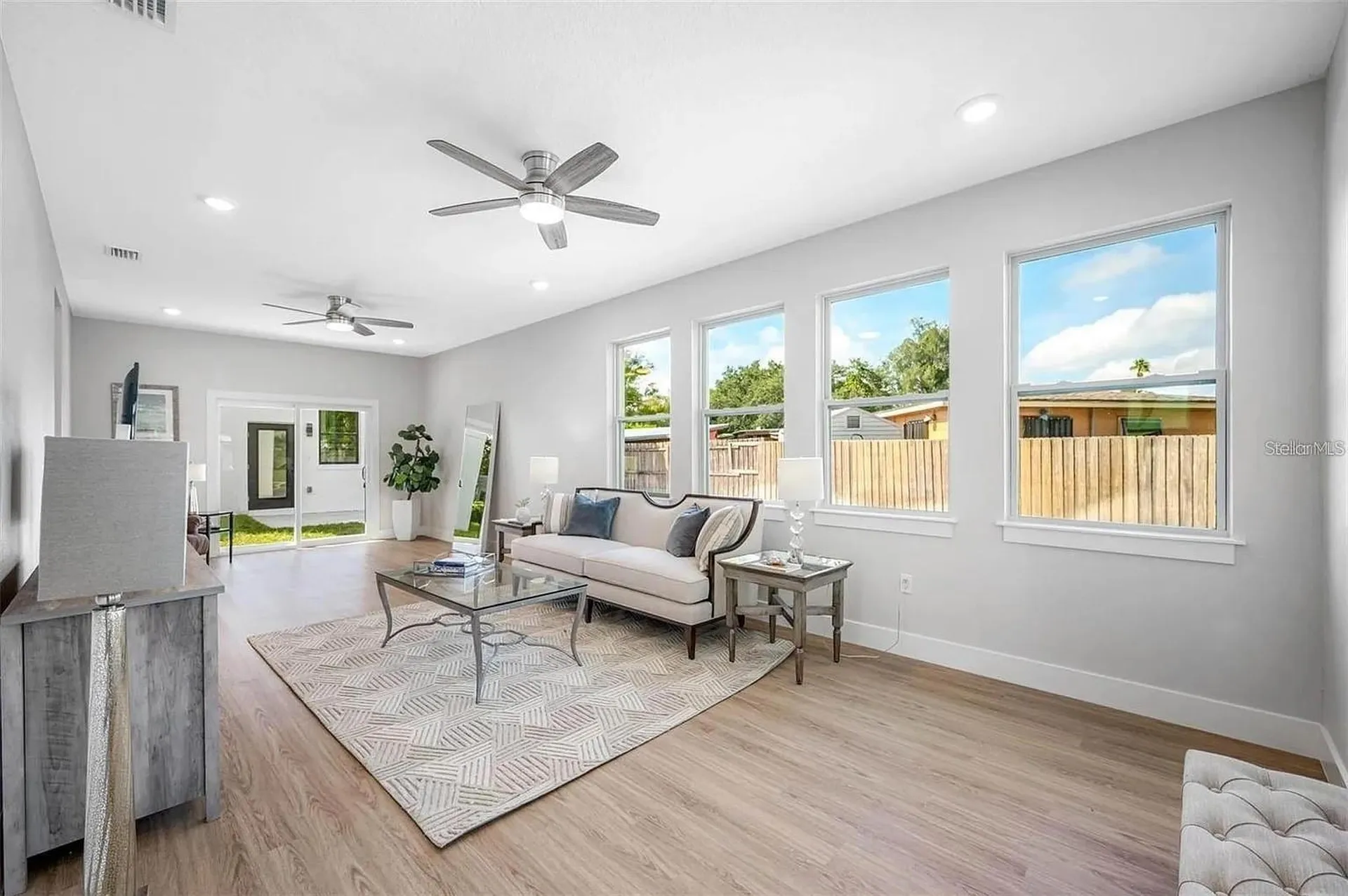 1516 59th Street N St Petersburg FL 33710