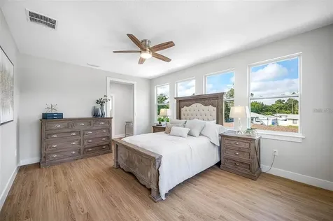 1516 59th Street N St Petersburg FL 33710