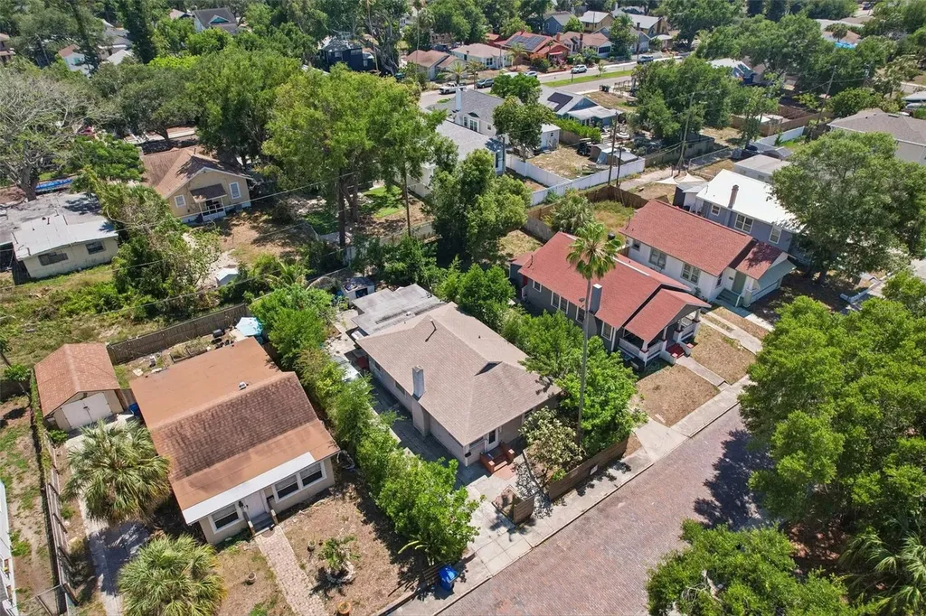 1028 8th Avenue S St Petersburg FL 33705