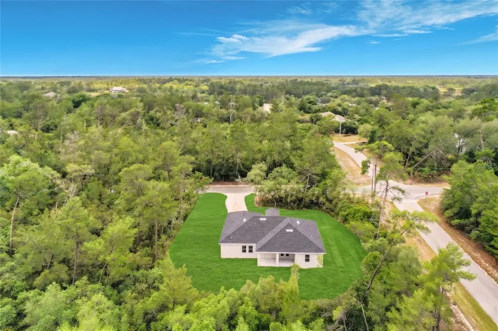 31825 Nutmeg Avenue Eustis FL 32736