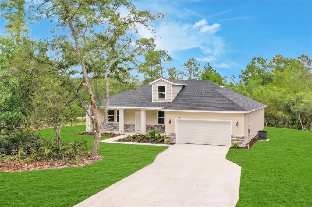 31825 Nutmeg Avenue Eustis FL 32736