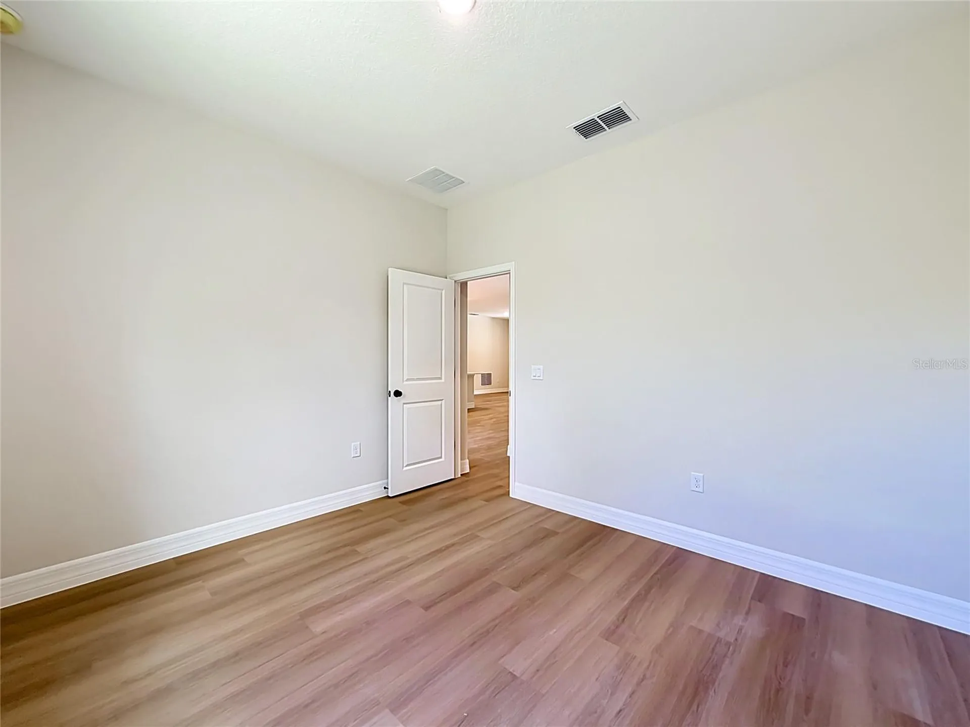 31825 Nutmeg Avenue Eustis FL 32736