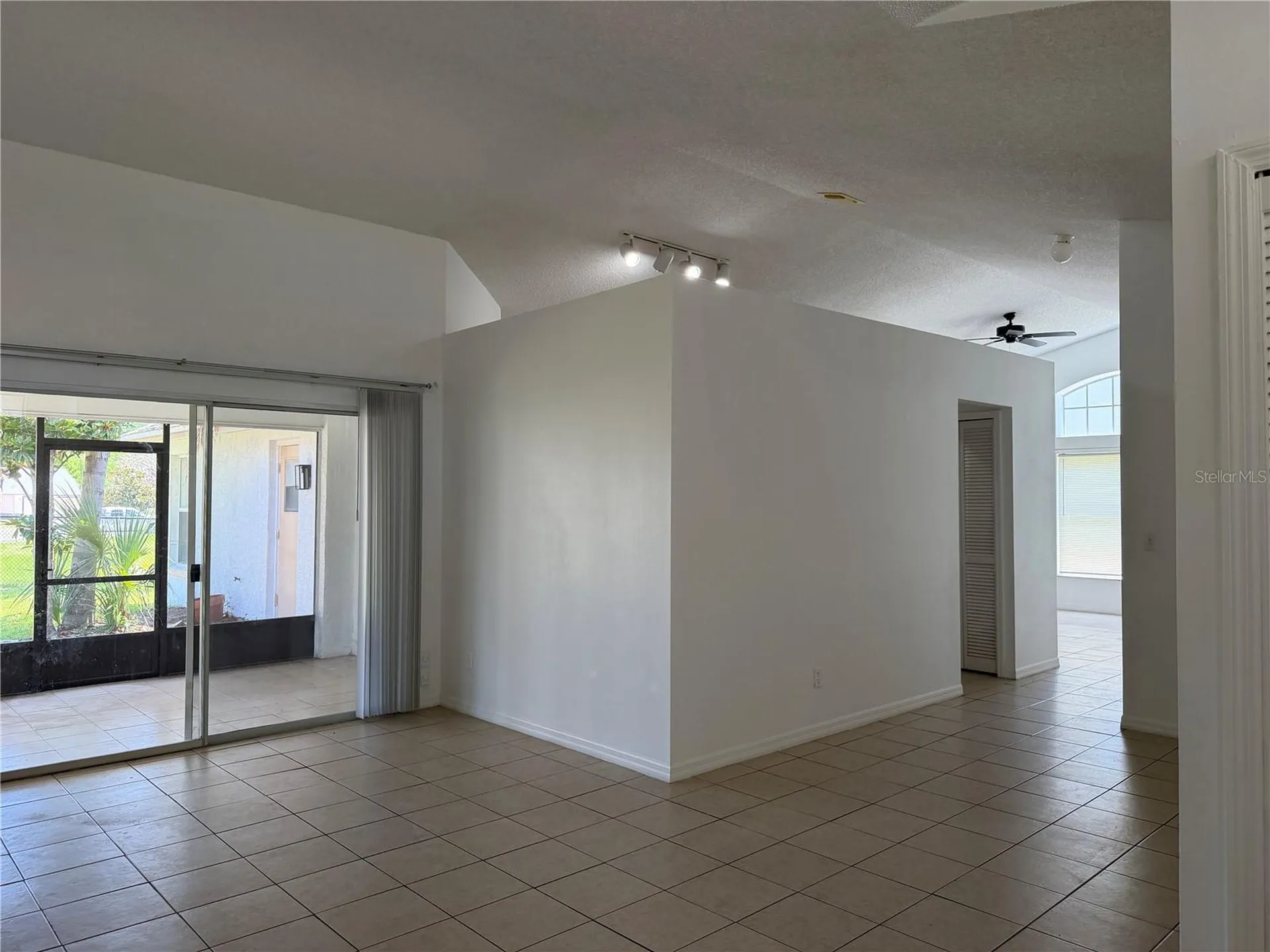14601 Eagles Crossing Drive Orlando FL 32837