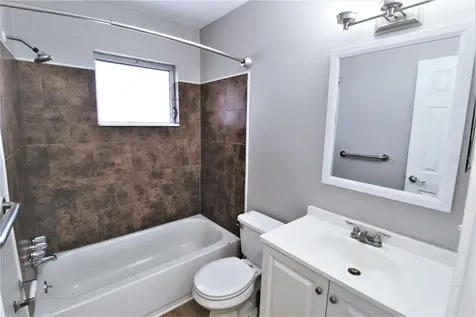3001 Bee Ridge Road Sarasota FL 34239