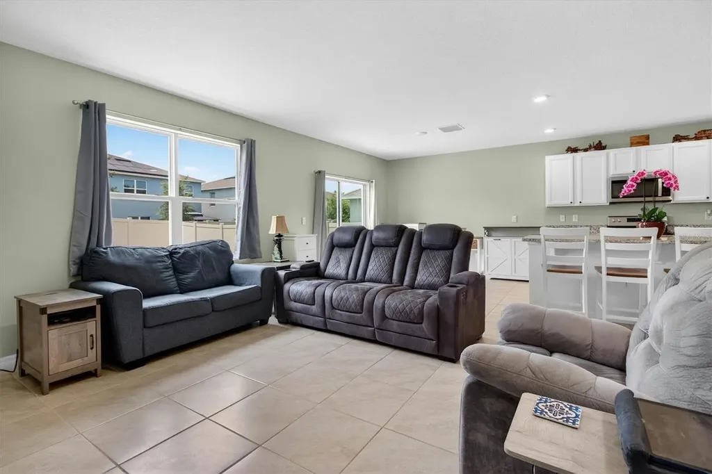 11112 Amber Ridge Drive Zellwood FL 32798