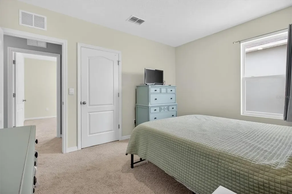 11112 Amber Ridge Drive Zellwood FL 32798