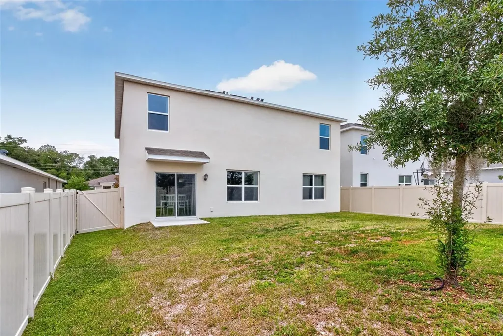 11112 Amber Ridge Drive Zellwood FL 32798