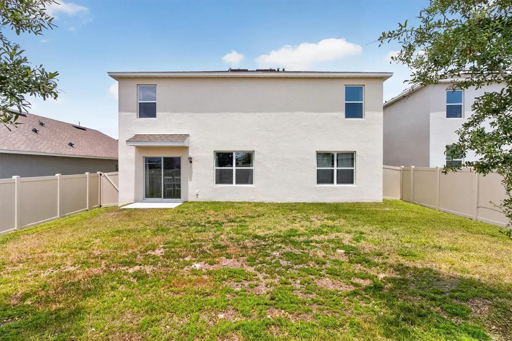 11112 Amber Ridge Drive Zellwood FL 32798