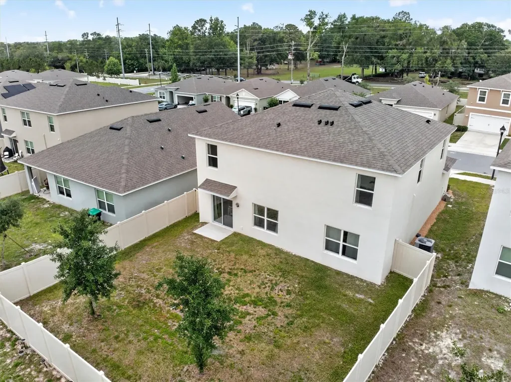 11112 Amber Ridge Drive Zellwood FL 32798