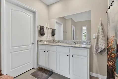 11112 Amber Ridge Drive Zellwood FL 32798