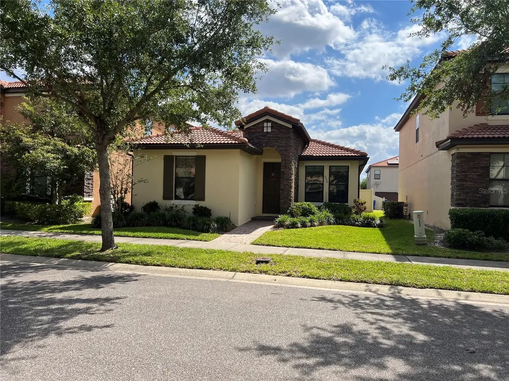2002 Fishtail Fern Way Ocoee FL 34761