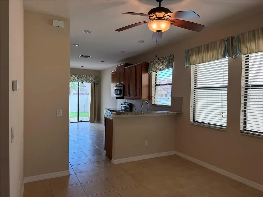 2002 Fishtail Fern Way Ocoee FL 34761