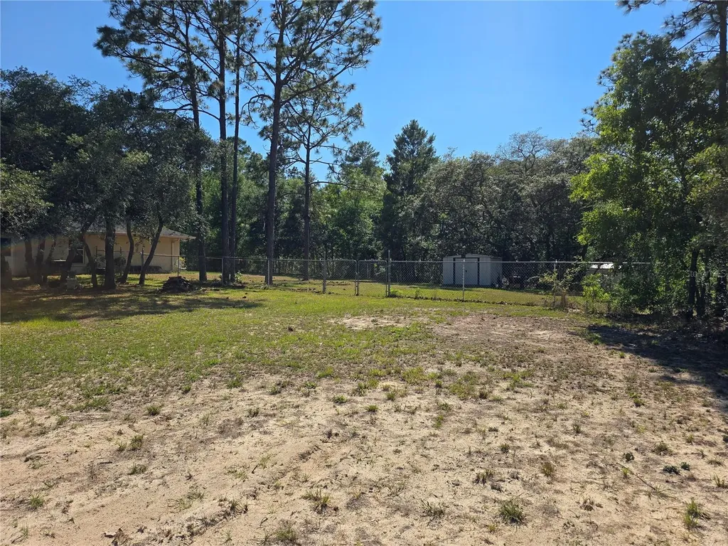 7648 N Galt Point Citrus Springs FL 34434