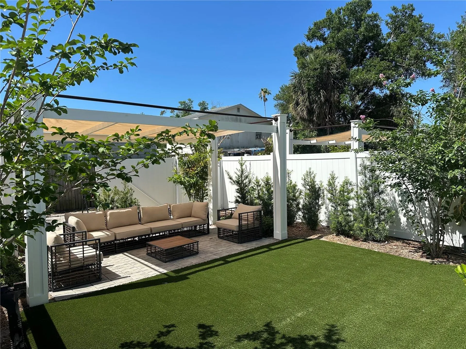 1906 W Chestnut Street Tampa FL 33607