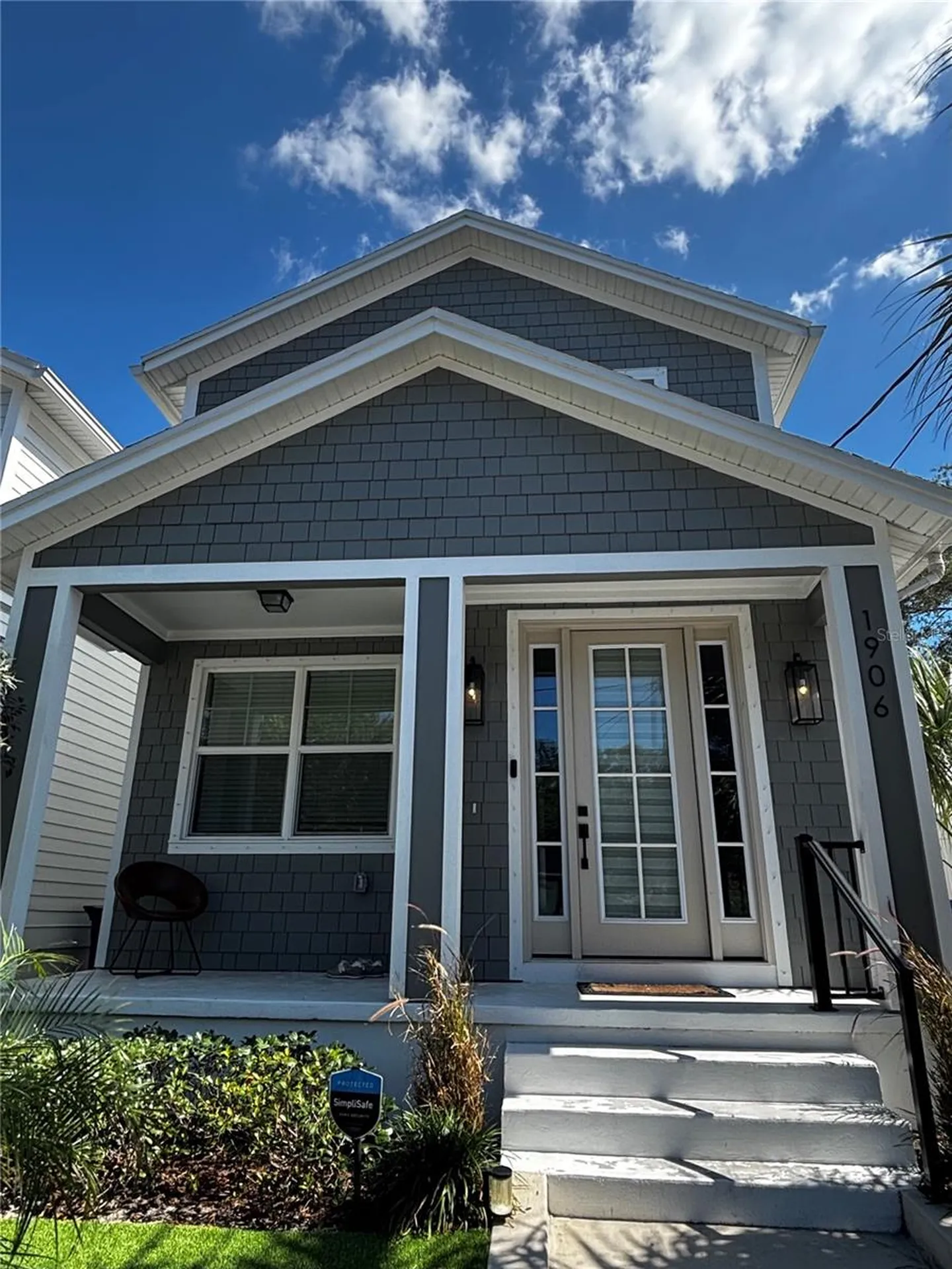 1906 W Chestnut Street Tampa FL 33607