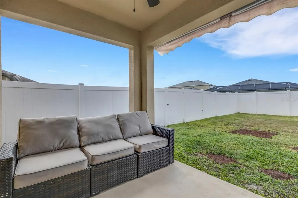 15215 Peaceful Bull Place Bradenton FL 34212