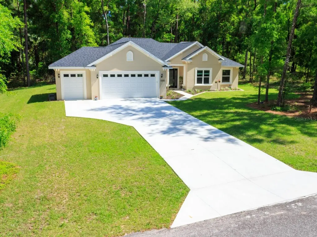 7695 SW 188th Avenue Dunnellon FL 34432