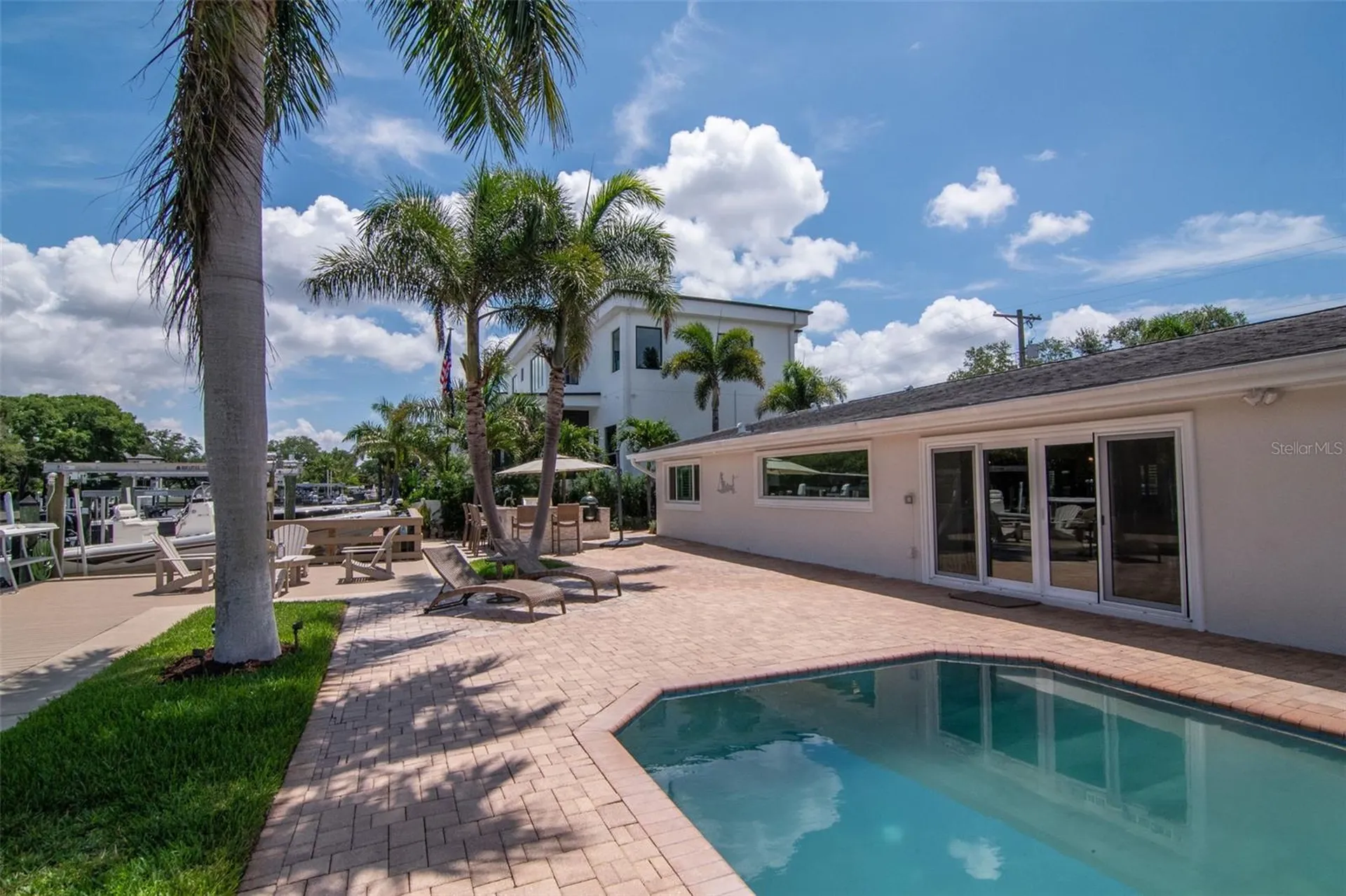 4927 W Melrose Avenue N Tampa FL 33629
