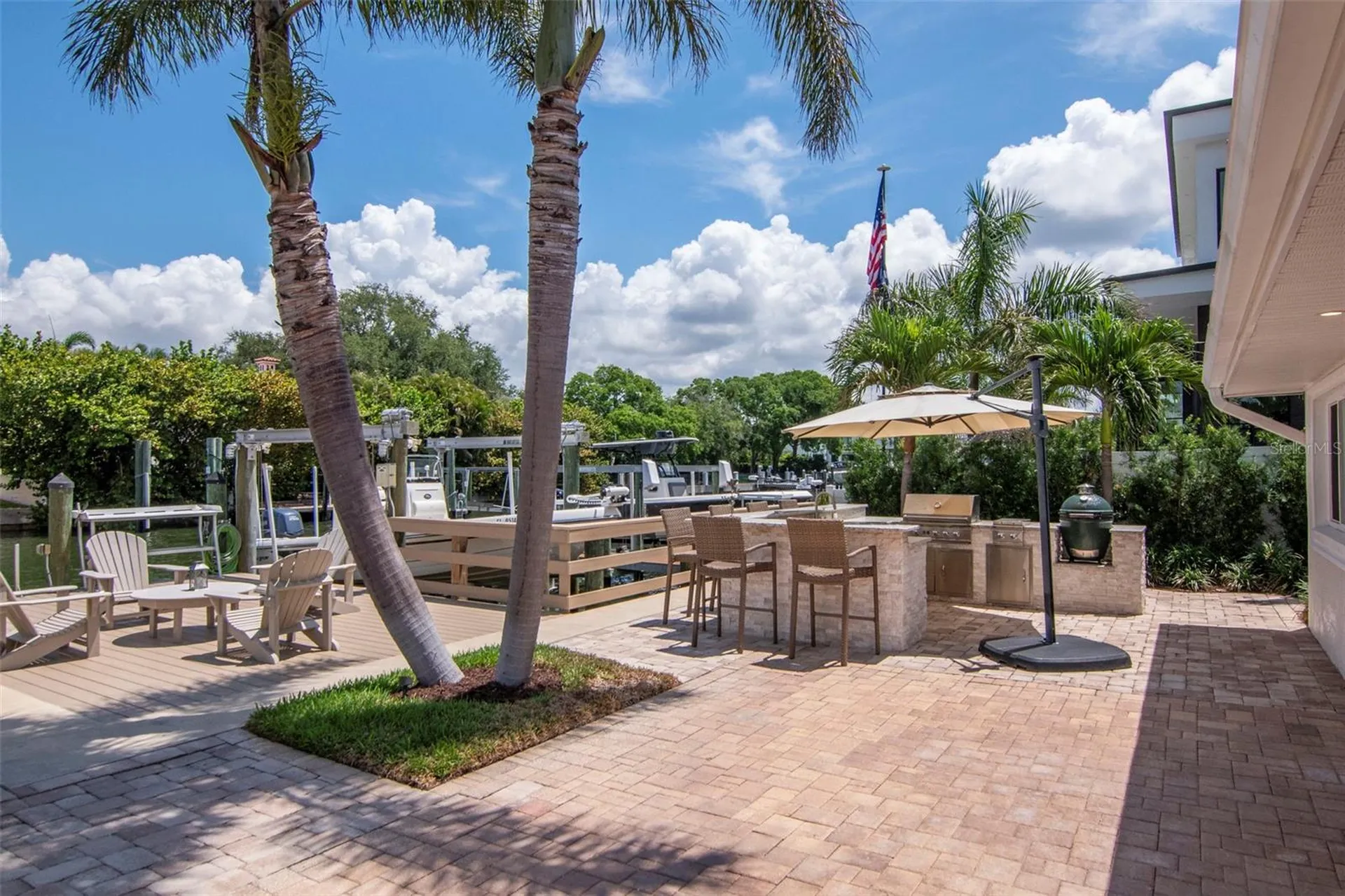 4927 W Melrose Avenue N Tampa FL 33629