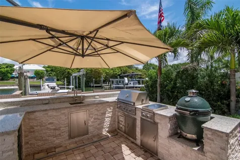 4927 W Melrose Avenue N Tampa FL 33629
