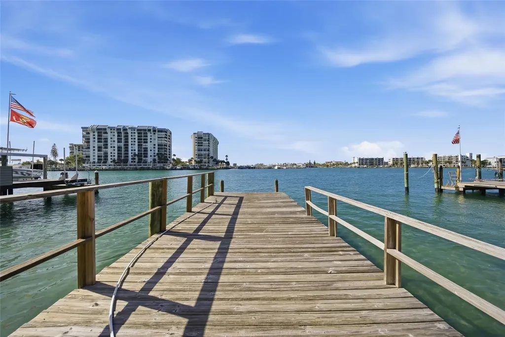4 Bellevue Drive Treasure Island FL 33706