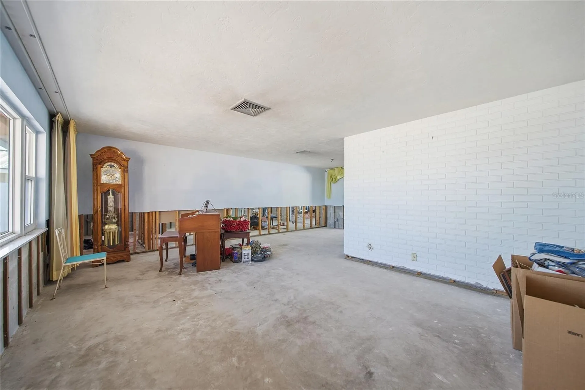 4 Bellevue Drive Treasure Island FL 33706