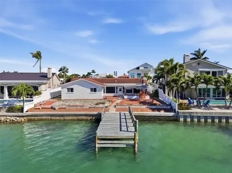 4 Bellevue Drive Treasure Island FL 33706