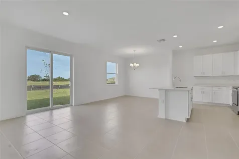4093 Penelope Avenue Lake Wales FL 33859