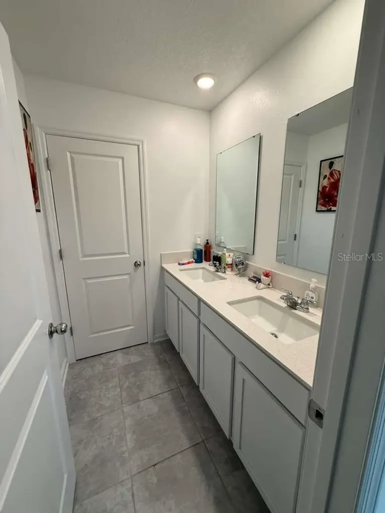 4211 Twisted Twig Bend Kissimmee FL 34746