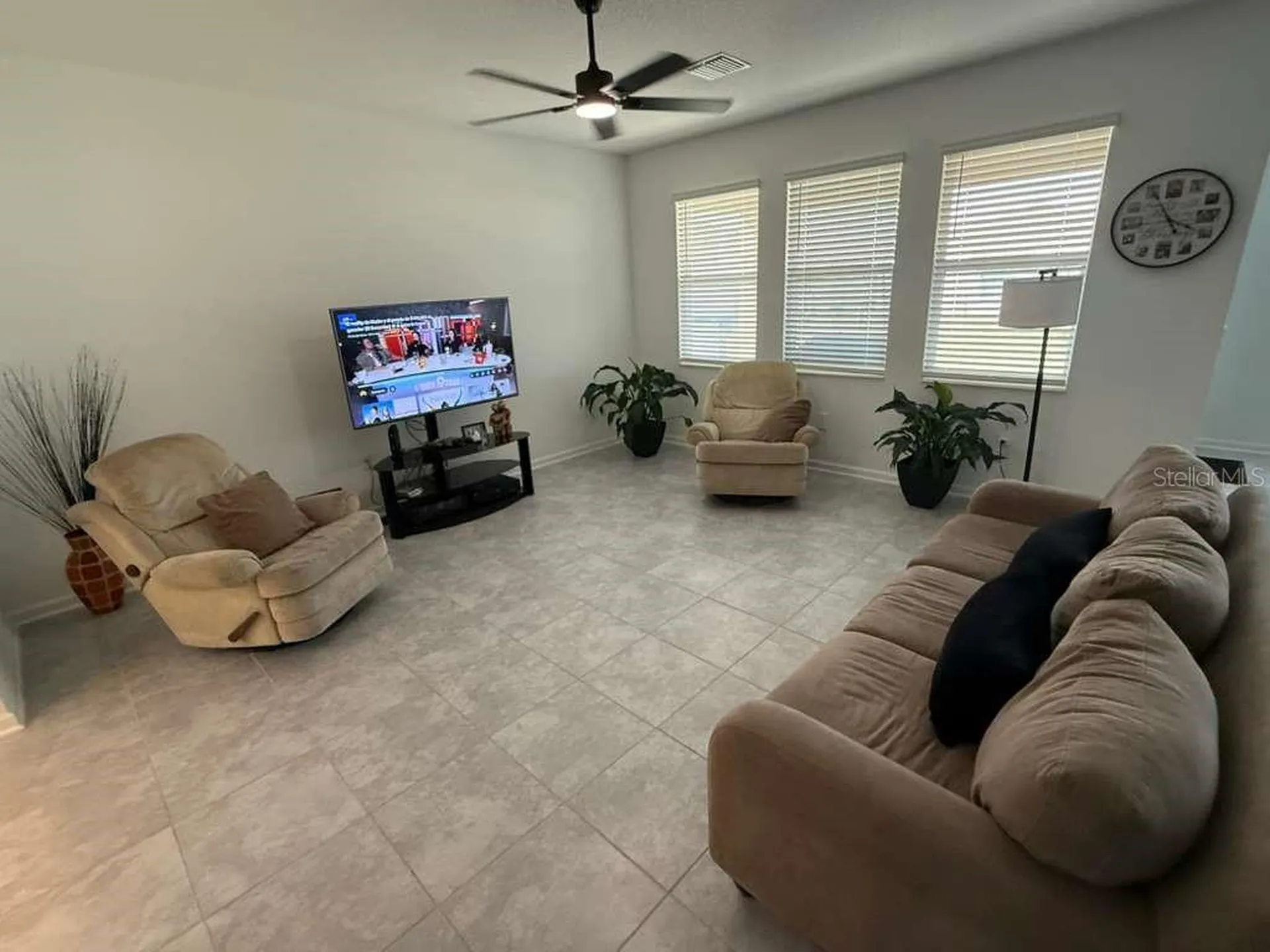 4211 Twisted Twig Bend Kissimmee FL 34746