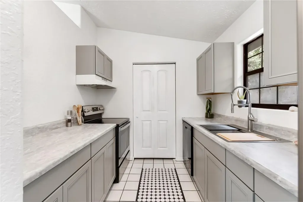 4268 Backensto Street North Port FL 34291