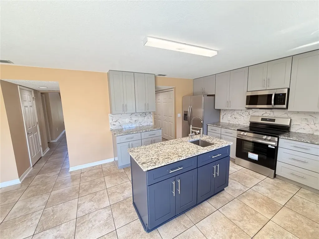 4 Princess Geraldine Place Palm Coast FL 32164