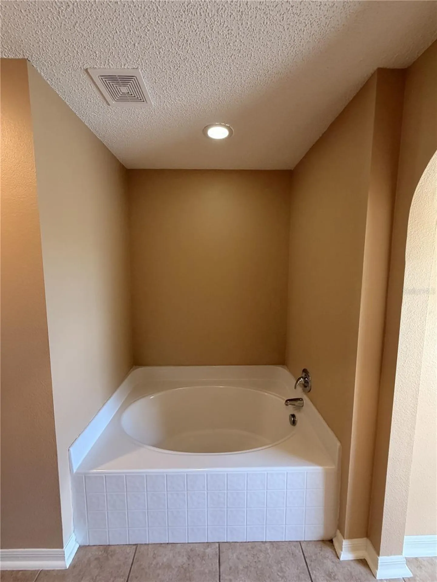 4 Princess Geraldine Place Palm Coast FL 32164