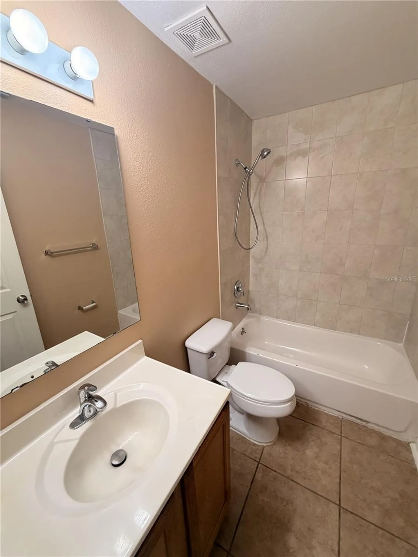 4 Princess Geraldine Place Palm Coast FL 32164