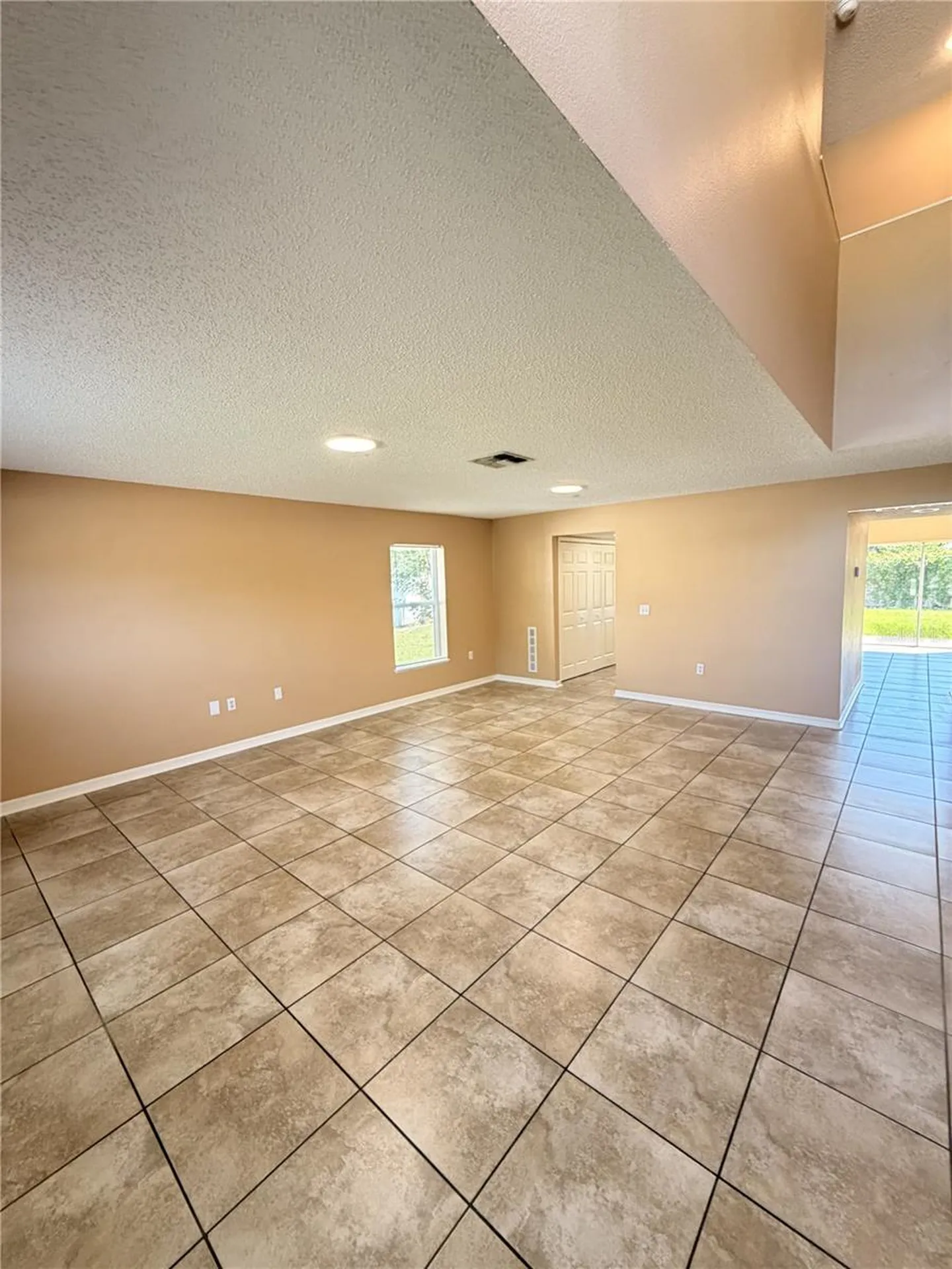 4 Princess Geraldine Place Palm Coast FL 32164