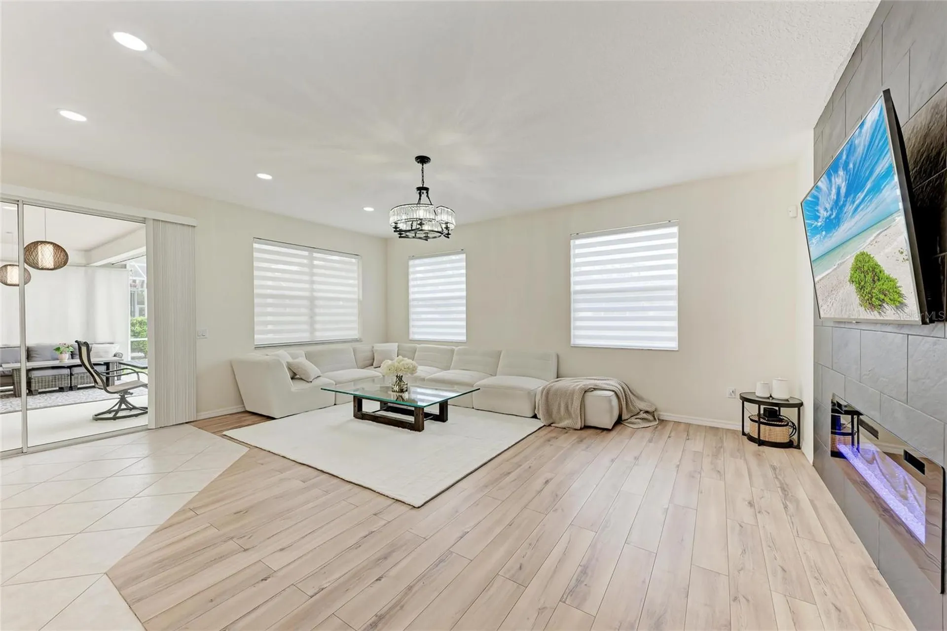 7327 38th Court East Sarasota FL 34243