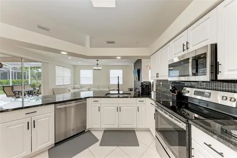 7327 38th Court East Sarasota FL 34243