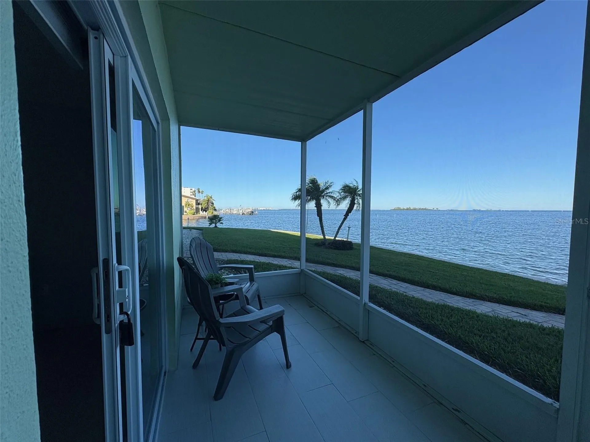464 Paula Drive N Dunedin FL 34698